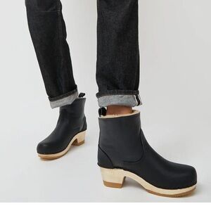 No.6 5" Pull On Shearling Clog Boot on Mid Heel in Black Leather